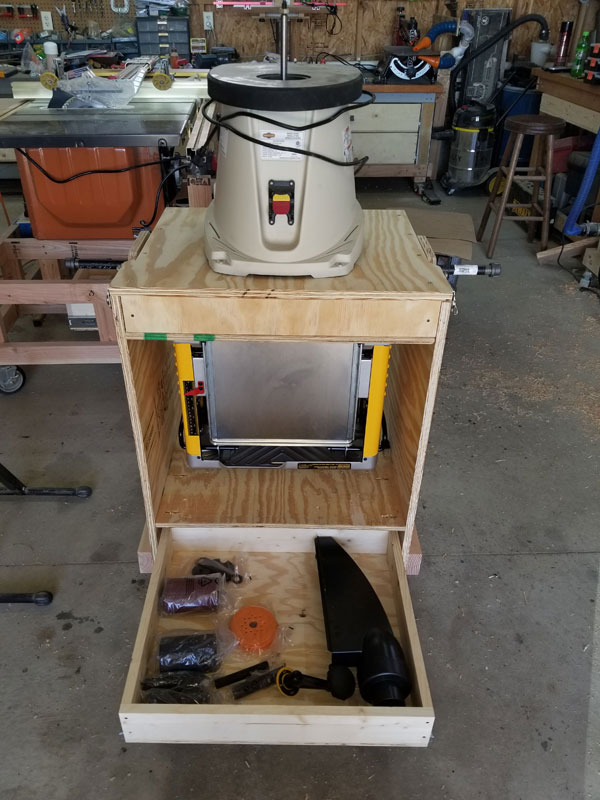 DIY Flip Top Woodworking Power Tool Cart